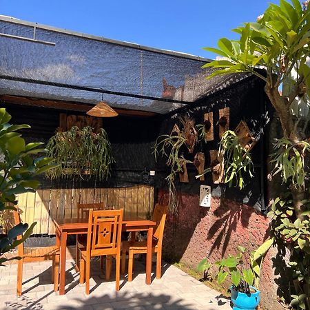 Pondok Shindu Guest House Pemuteran Eksteriør billede